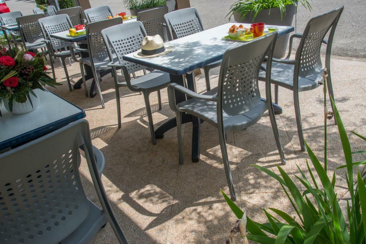 Ibis Budget Aix En Provence Est Le Canet Meyreuil Exterior foto